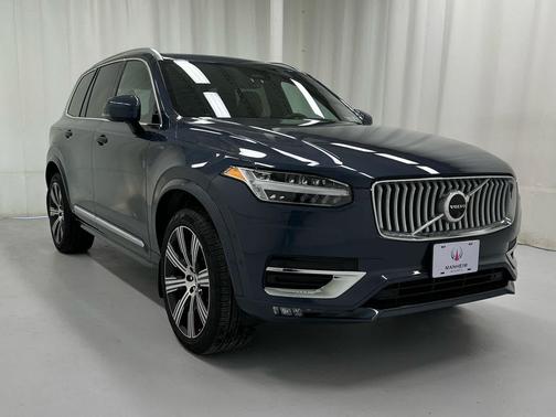 2024 Volvo XC90 B6 Plus Bright Theme 7-Seater