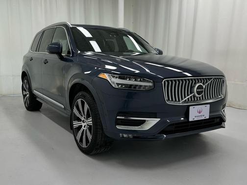 2024 Volvo XC90 B6 Plus Bright Theme 7-Seater