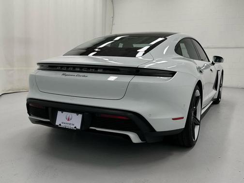 Carrara White Metallic 2020 Porsche Taycan Turbo