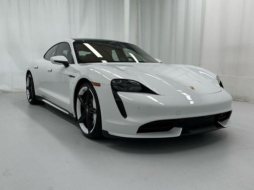 Carrara White Metallic 2020 Porsche Taycan Turbo