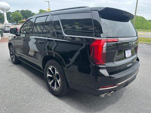 Onyx Black 2026 GMC Yukon 4WD AT4 Ultimate