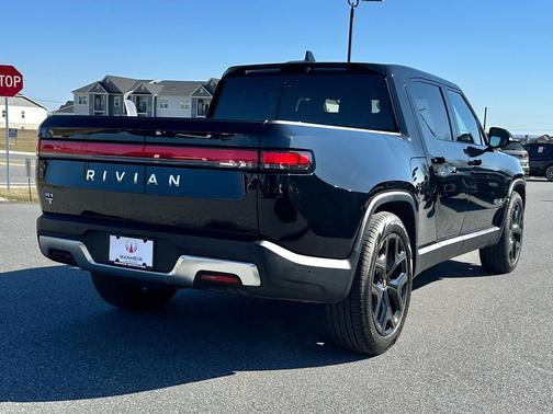 2023 Rivian R1T Adventure Dual Motor Perf Max Pack