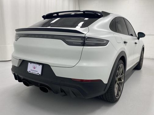 2022 Porsche Cayenne Turbo GT