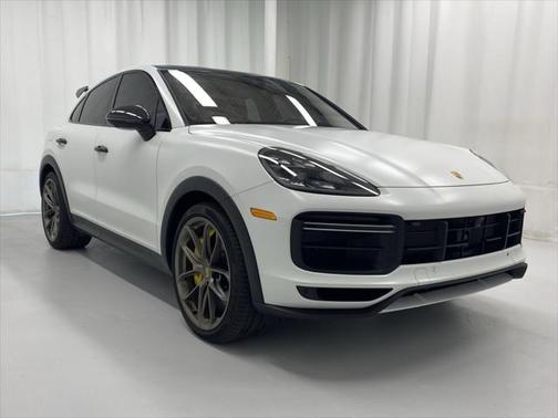 2022 Porsche Cayenne Turbo GT