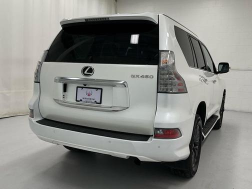 2023 Lexus GX 460 Premium