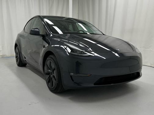 2024 Tesla Model Y Long Range Dual Motor All-Wheel Drive
