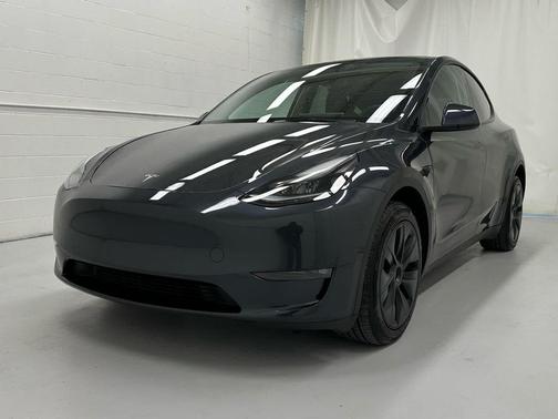 2024 Tesla Model Y Long Range Dual Motor All-Wheel Drive