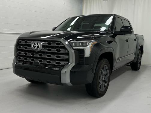 2025 Toyota Tundra Hybrid Platinum