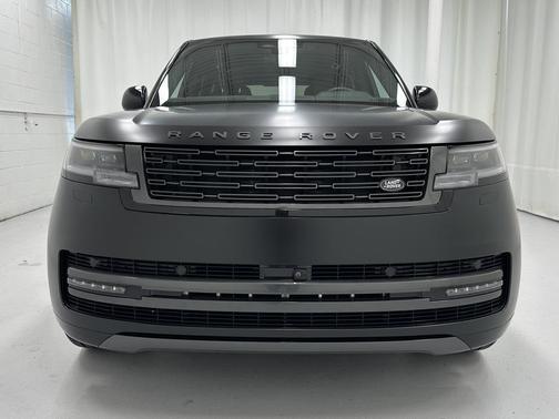 2025 Land Rover Range Rover P550e SE