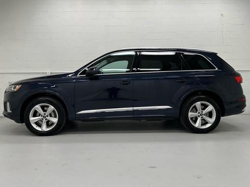 2023 Audi Q7 45 Premium