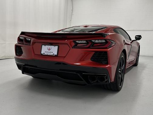 2025 Chevrolet Corvette Stingray w/2LT