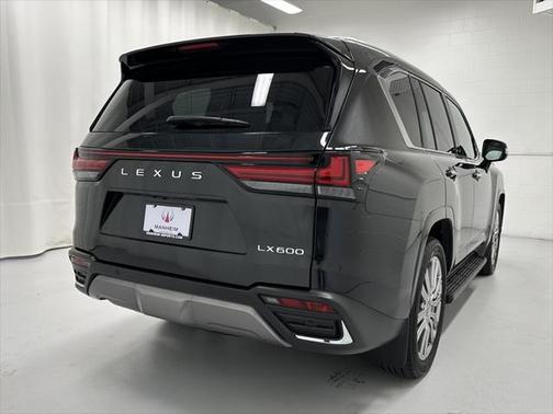 2024 Lexus LX 600 Ultra Luxury
