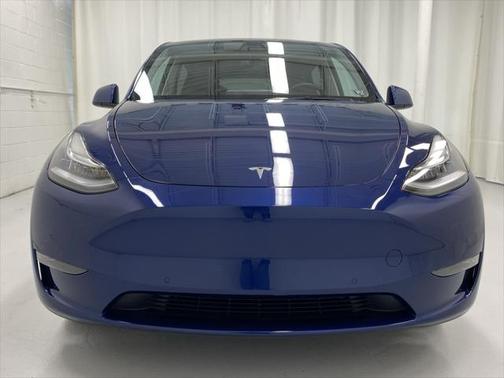 2022 Tesla Model Y Long Range Dual Motor All-Wheel Drive