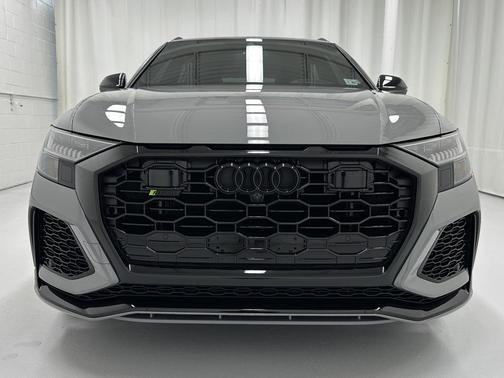 2024 Audi RS Q8 4.0T