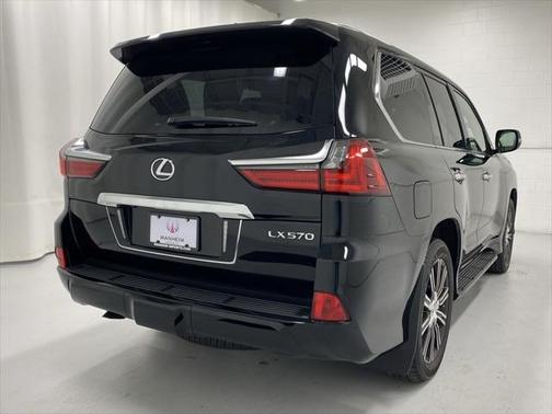 2021 Lexus LX 570 Three-Row