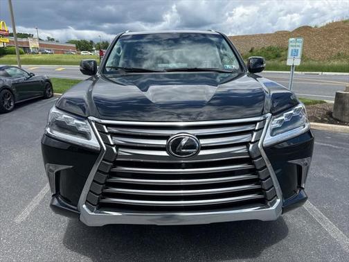 2021 Lexus LX 570 Three-Row