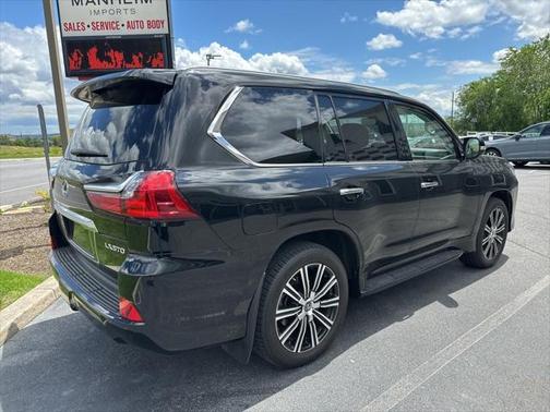 2021 Lexus LX 570 Three-Row