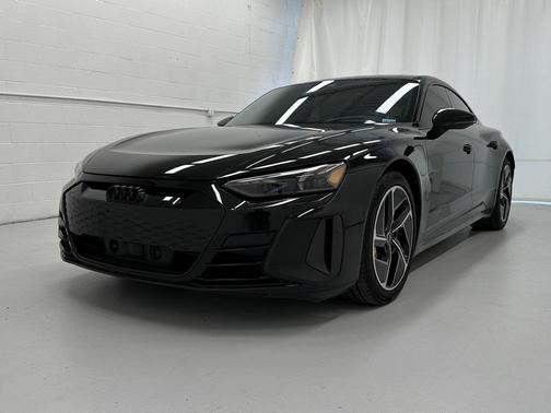 2023 Audi RS e-tron GT quattro