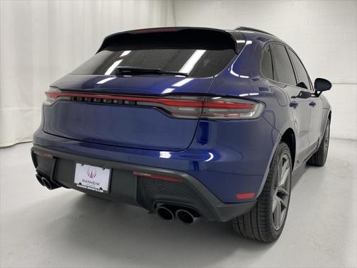 2022 Porsche Macan Base