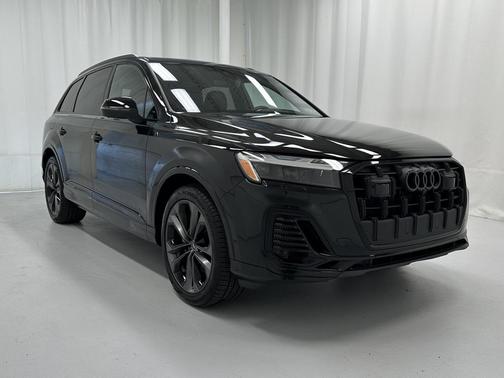 2025 Audi Q7 55 Prestige