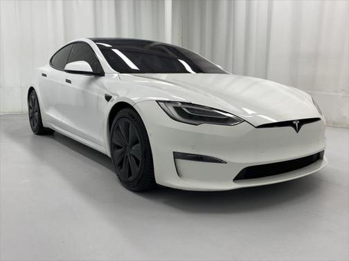 2022 Tesla Model S Base