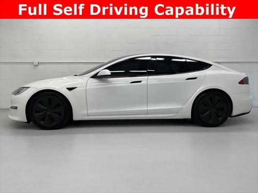 2022 Tesla Model S Base