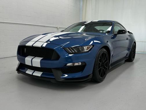 2020 Ford Shelby GT350 Base