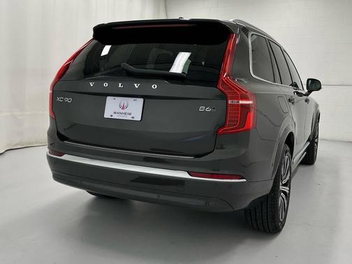 2023 Volvo XC90 B6 Plus 7-Seater
