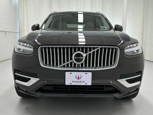 2023 Volvo XC90 B6 Plus 7-Seater