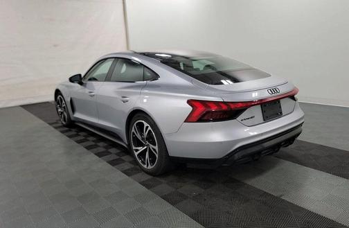 2022 Audi e-tron GT Premium Plus