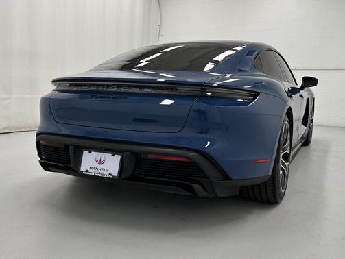 2023 Porsche Taycan GTS