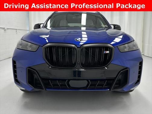 2025 BMW X5 M60i