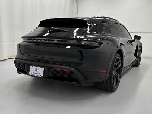 2024 Porsche Taycan 4