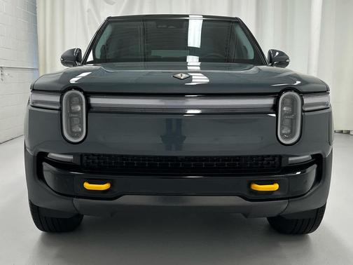 2026 Rivian R1S Quad Motor Max Pack