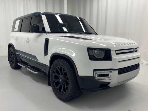 2024 Land Rover Defender 110 P500 SE