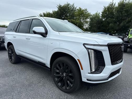 Vibrant White Tricoat 2026 Cadillac Escalade Sport Platinum