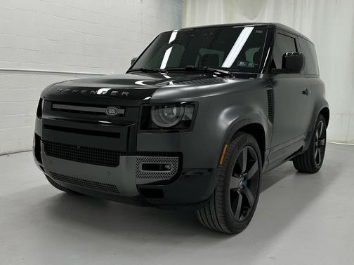 2022 Land Rover Defender 90 Carpathian Edition