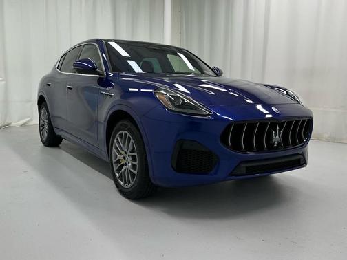 Blu Intenso Metallic 2023 Maserati Grecale GT