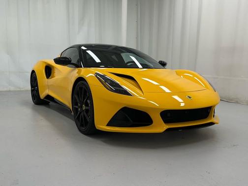 Hethel Yellow 2025 Lotus Emira V6