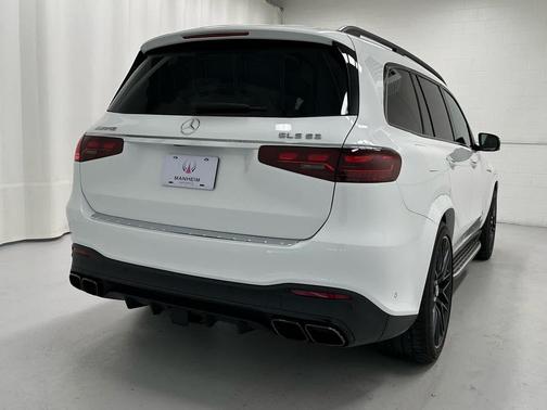 2025 Mercedes-Benz AMG GLS 63 Base