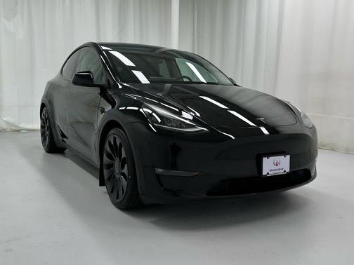 Solid Black 2022 Tesla Model Y Performance Dual Motor All-Wheel Drive
