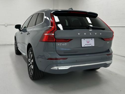 2023 Volvo XC60 B5 Plus Bright Theme