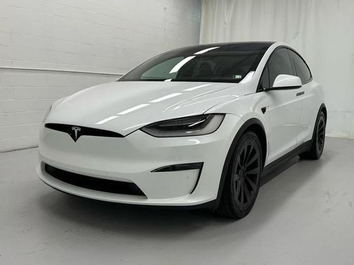 Pearl White Multi-Coat 2022 Tesla Model X Plaid Tri Motor All-Wheel Drive