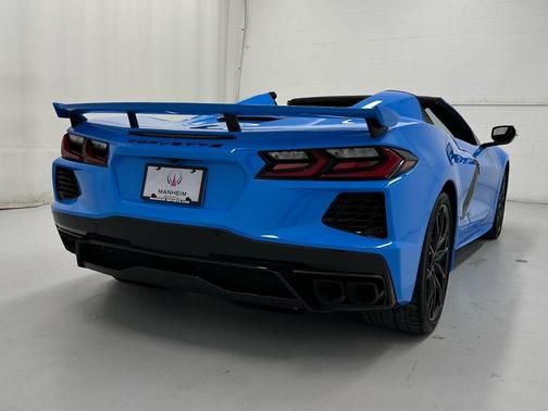 2025 Chevrolet Corvette Stingray w/2LT