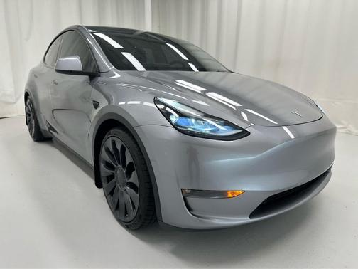 Stealth Grey 2025 Tesla Model Y Performance Dual Motor All-Wheel Drive
