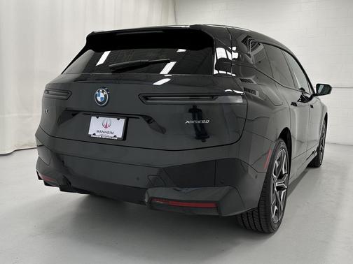 2024 BMW iX xDrive50