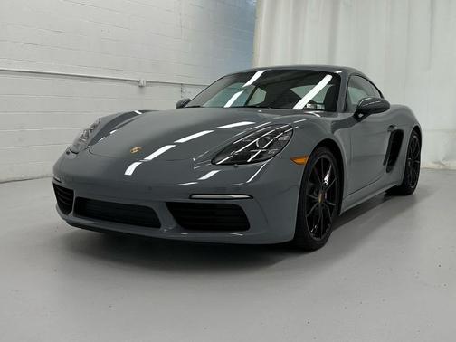 Arctic Grey 2025 Porsche 718 Cayman S