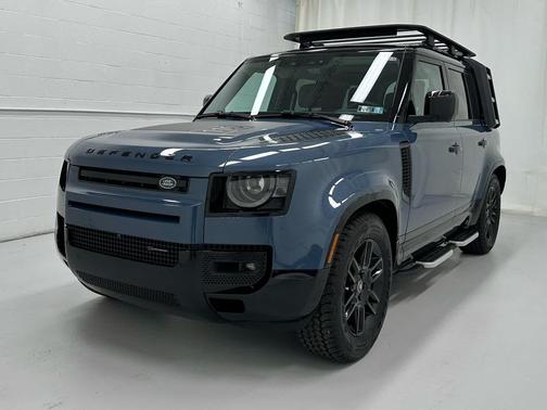 2023 Land Rover Defender X-Dynamic SE