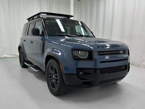 2023 Land Rover Defender X-Dynamic SE