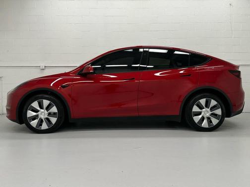 Red Multi-Coat 2023 Tesla Model Y Long Range Dual Motor All-Wheel Drive